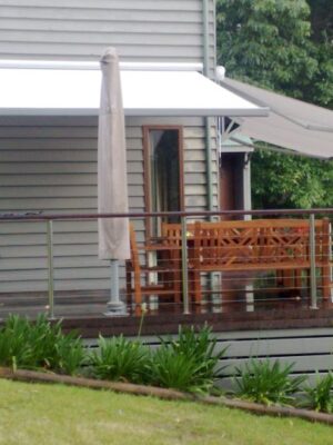 HAROL BX260 CASSETTE FOLDING ARM AWNING