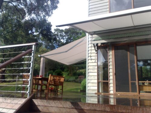 HAROL BX260 CASSETTE FOLDING ARM AWNING