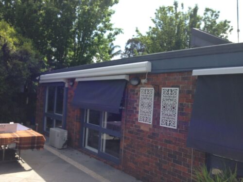 HAROL BX260 CASSETTE FOLDING ARM AWNING