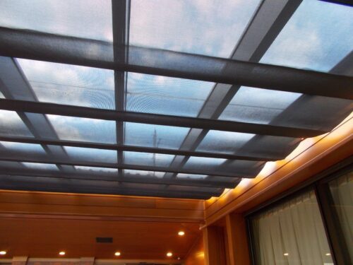 PLEATED PATIO AWNING ON TRACKS