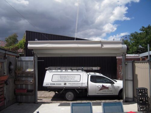 SHADE RUNNER RETRACTABLE SHADE SAIL