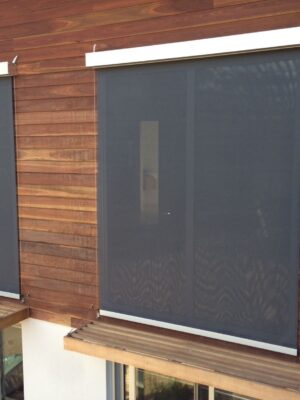 Acmeda Vue External Wire Guide system awning