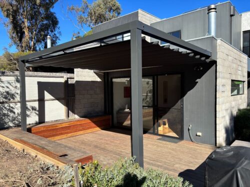 SHADE RUNNER RETRACTABLE SHADE SAIL