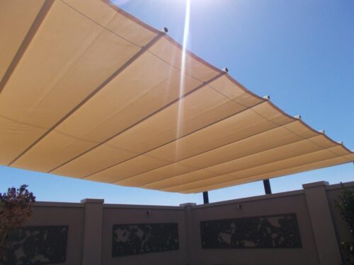 SHADE RUNNER RETRACTABLE SHADE SAIL