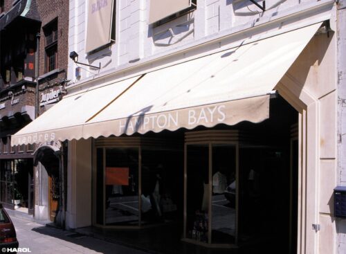 HAROL PR210-PR220 CLASSIC FOLDING ARM AWNING