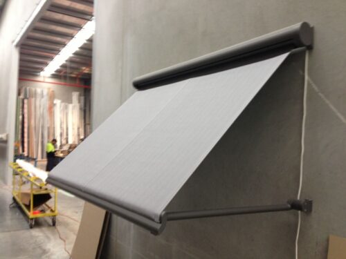 DROP ARM AWNING - PIVOT ARM AWNING