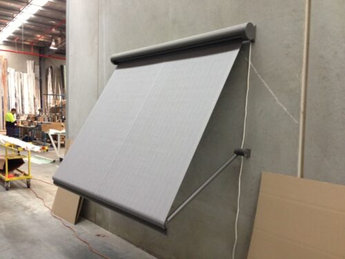 DROP ARM AWNING - PIVOT ARM AWNING