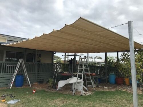 SHADE RUNNER RETRACTABLE SHADE SAIL