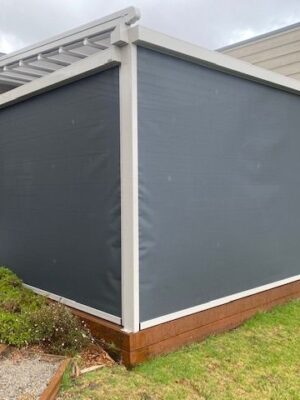 RISING RETRACTABLE PERGOLA