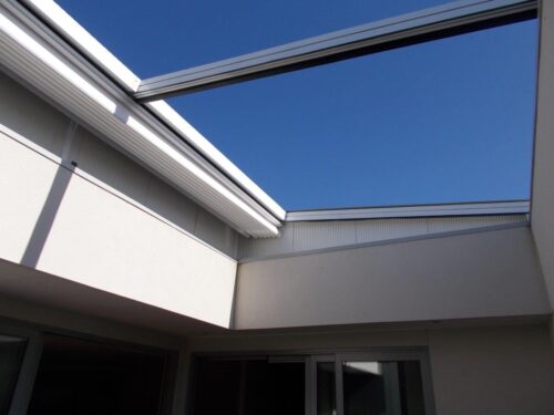 RISING RETRACTABLE PERGOLA