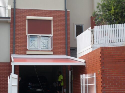 RISING RETRACTABLE PERGOLA