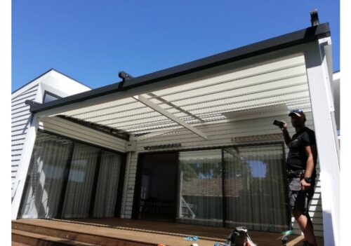 Rising Flat retractable pergola system